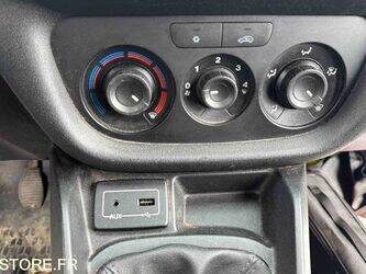 2017-fiat-doblo-1460135-47644525