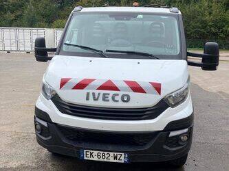 2017-iveco-70c18-1460149-47644911