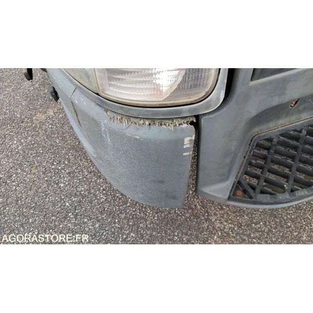 2003 Renault PREMIUM-47645098