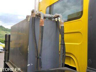 2003-renault-premium-1459528-47645134