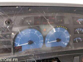 2002-renault-premium-1459533-47645178