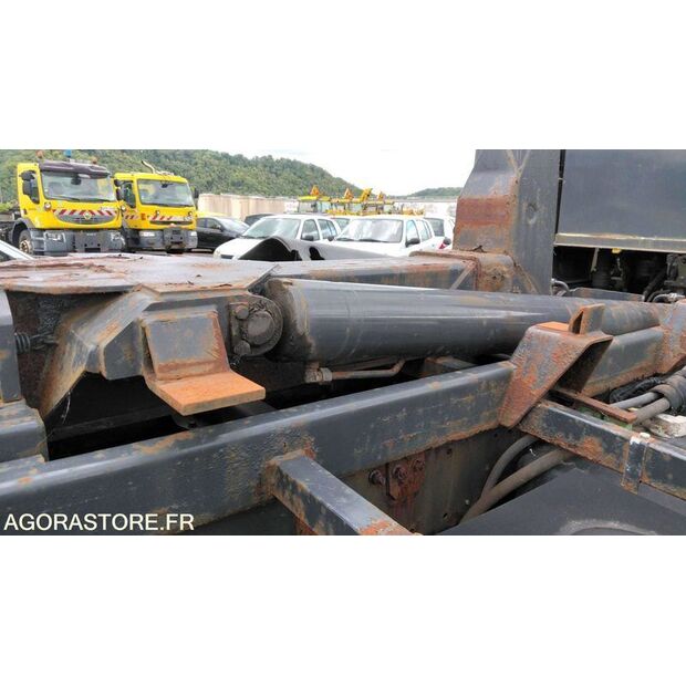2002 Renault PREMIUM-47645189