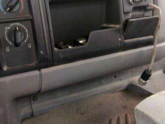 2002-renault-premium-1459533-47645195