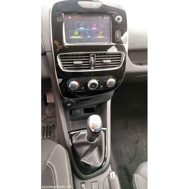 2017 رينو Clio-47645323