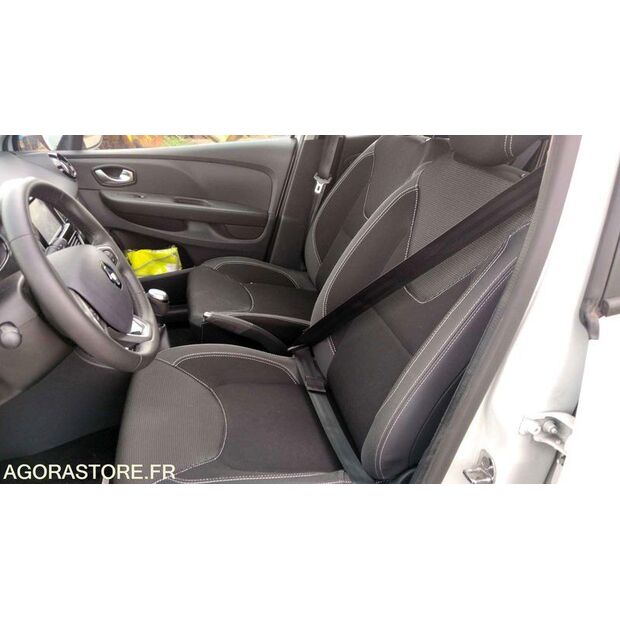 2017 رينو Clio-47645337