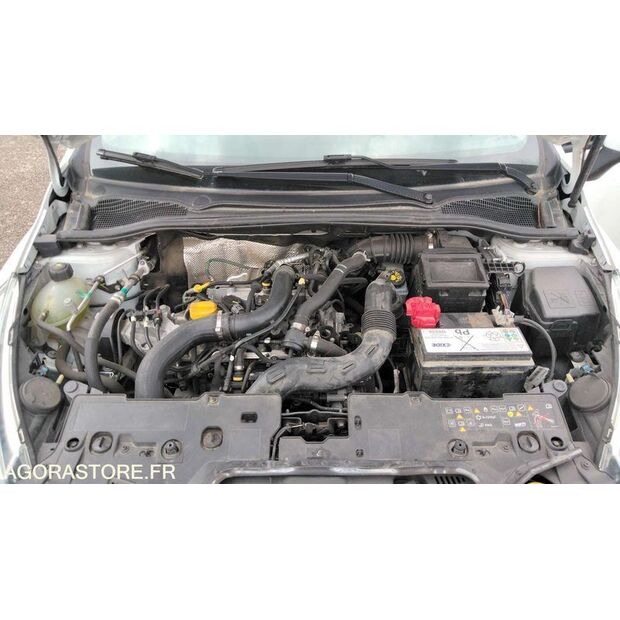2017 رينو Clio-47645347