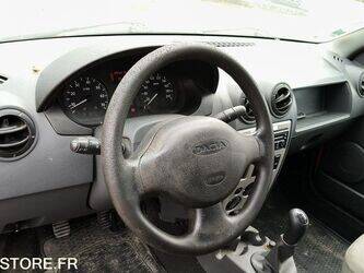 2011-dacia-logan-1459577-47645430