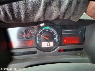 2011-renault-midlum-1459610-47645642