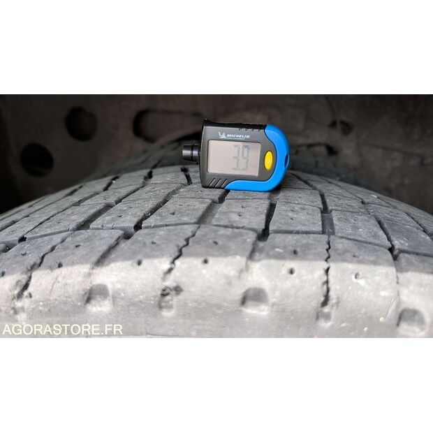 2009 Mercedes-Benz INTOURO-47645699
