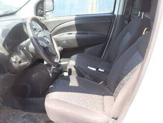 2014-opel-combo-1460174-47648868