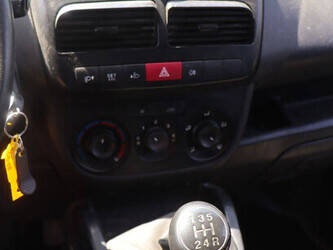 2014-opel-combo-1460174-47648877