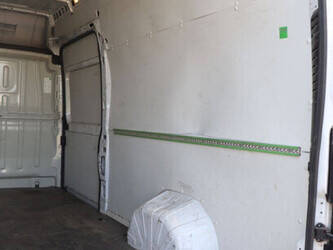 opel-movano-1460176-47648974