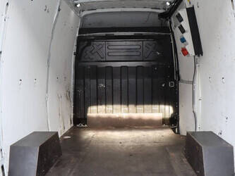 2019-iveco-daily-1460179-47649086