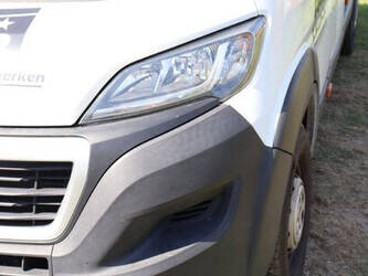 2020-peugeot-boxer-1460181-47649165