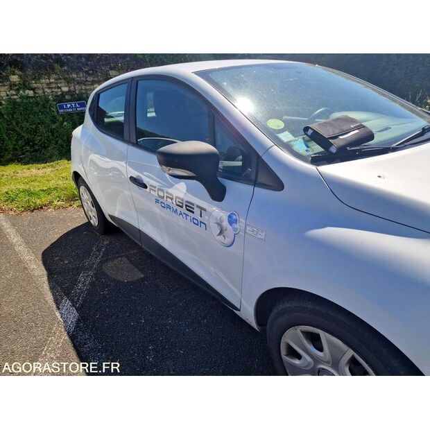 2016 Renault Clio-47661720