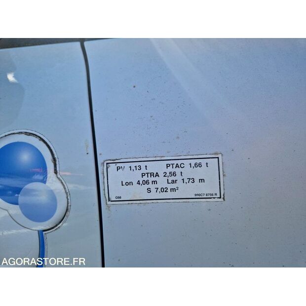 2016 Renault Clio-47661721