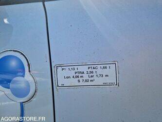 2016-renault-clio-1460322-47661721