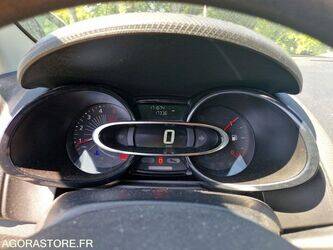 2016-renault-clio-1460322-47661736