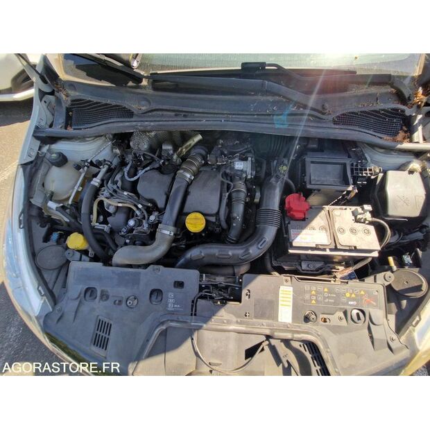 2016 Renault Clio-47661737