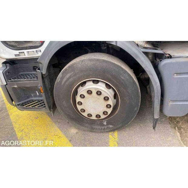 2012 Renault PREMIUM-47661779