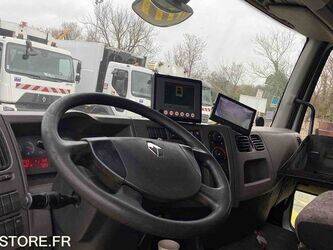 2012-renault-premium-1460323-47661782