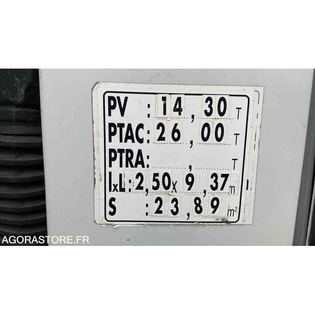 2012 Renault PREMIUM-47661786