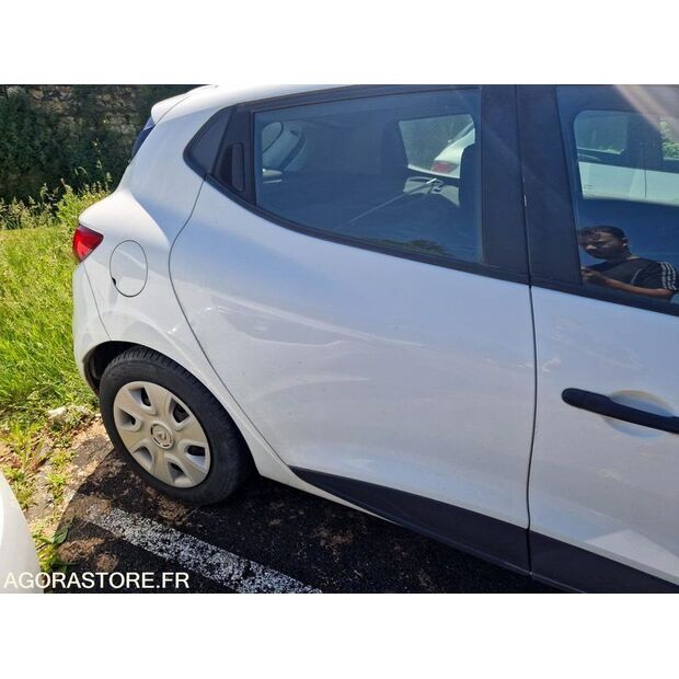 2017 Renault Clio-47661876