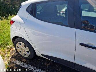 2017-renault-clio-1460325-47661876