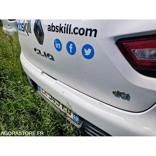 2017 Renault Clio-47661880