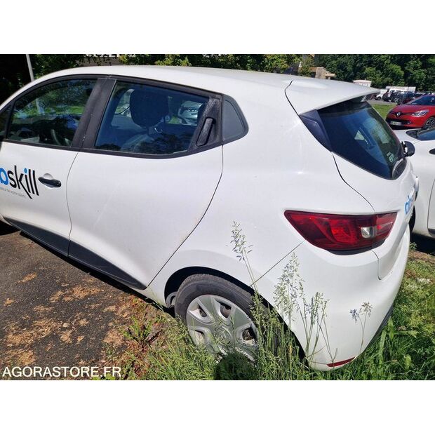 2017 Renault Clio-47661883