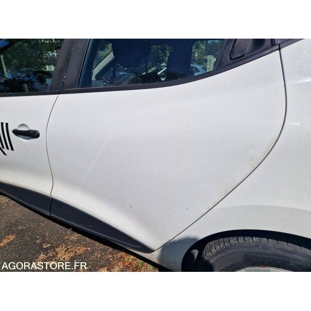 2017 Renault Clio-47661884