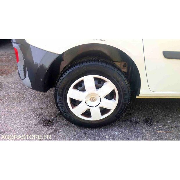 2012 رينو Kangoo-47661939