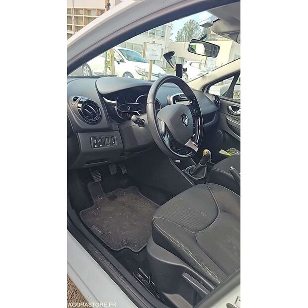 2015 Renault Clio-47662012