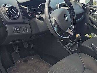 2015-renault-clio-1460328-47662012