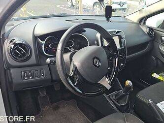 2015-renault-clio-1460328-47662015