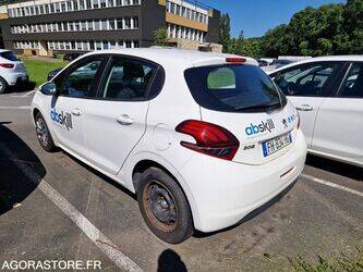 2019-peugeot-208-1460335-47662284