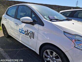 2019-peugeot-208-1460335-47662288
