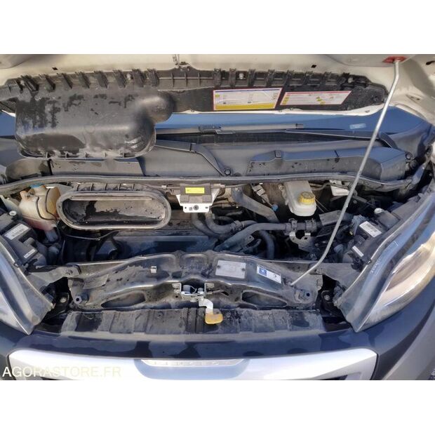 2015 Peugeot BOXER-47662370