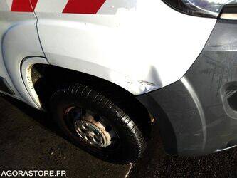 2015-peugeot-boxer-1460337-47662371
