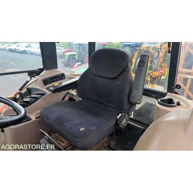 2013 KUBOTA M9960-47662608