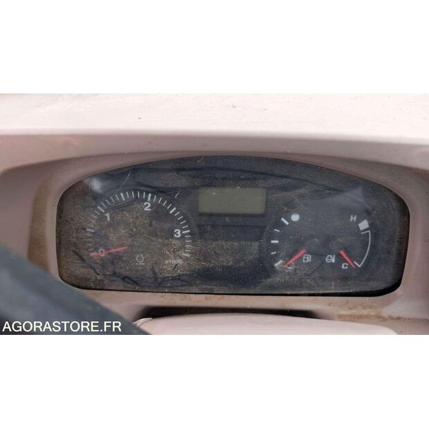 2013 KUBOTA M9960-47662620