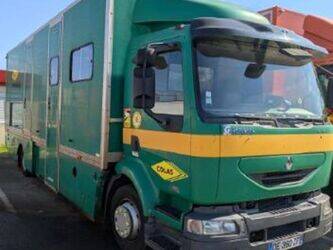 Image de CAMIONS 2005 Renault Midlum