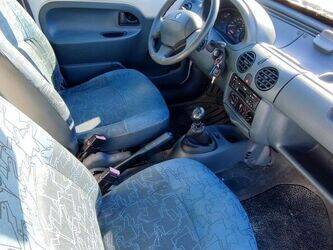 2000-renault-kangoo-1460348-47662702