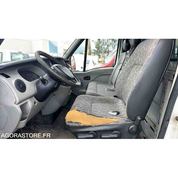 2010 Renault Master-47662721