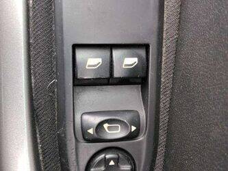 2010-peugeot-308-1460353-47662827