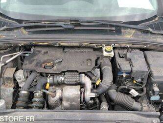 2010-peugeot-308-1460353-47662839