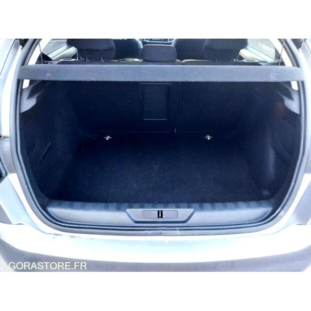 2019 Peugeot 308-47662875