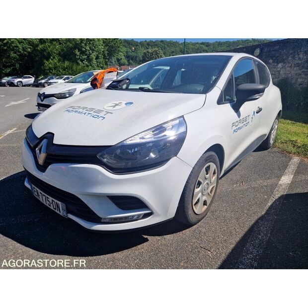 Renault Clio-47663019