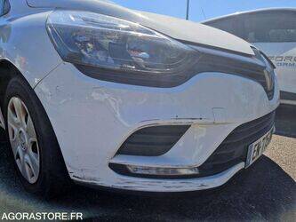 renault-clio-1460360-47663026