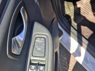 renault-clio-1460360-47663039